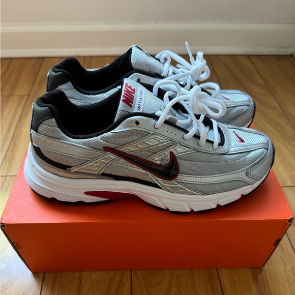 Nike Initiator Men’s sneakers - Picture 1 of 8